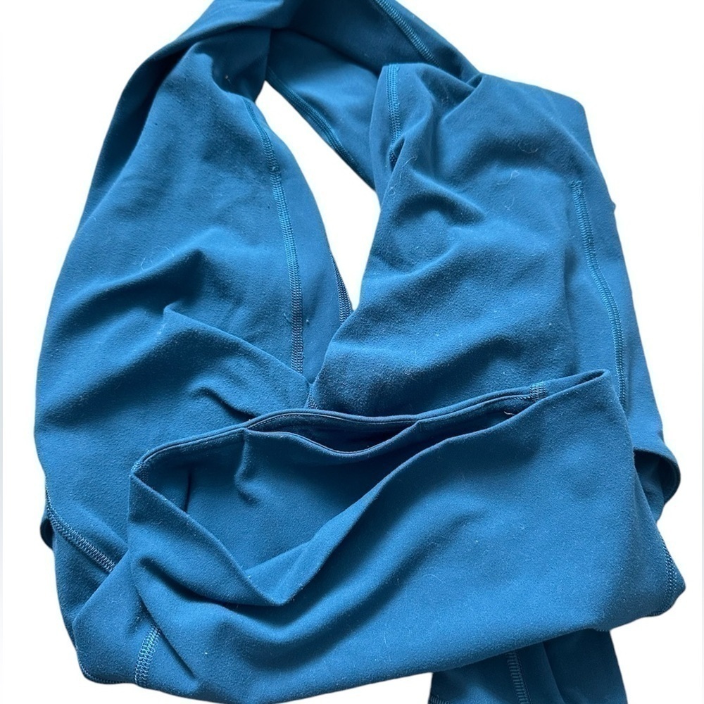 Lululemon Align High Rise Crop with Pockets 25" Size 2 Blue - Picture 6 of 10